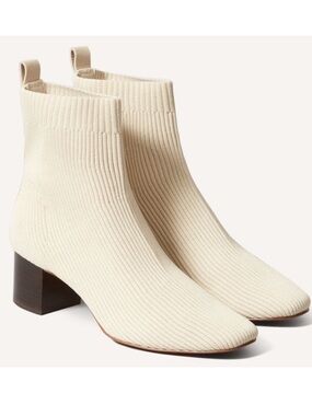 Everlane The Glove Boot Cream Ivory Bone Ribbed Knit Boot Size 5